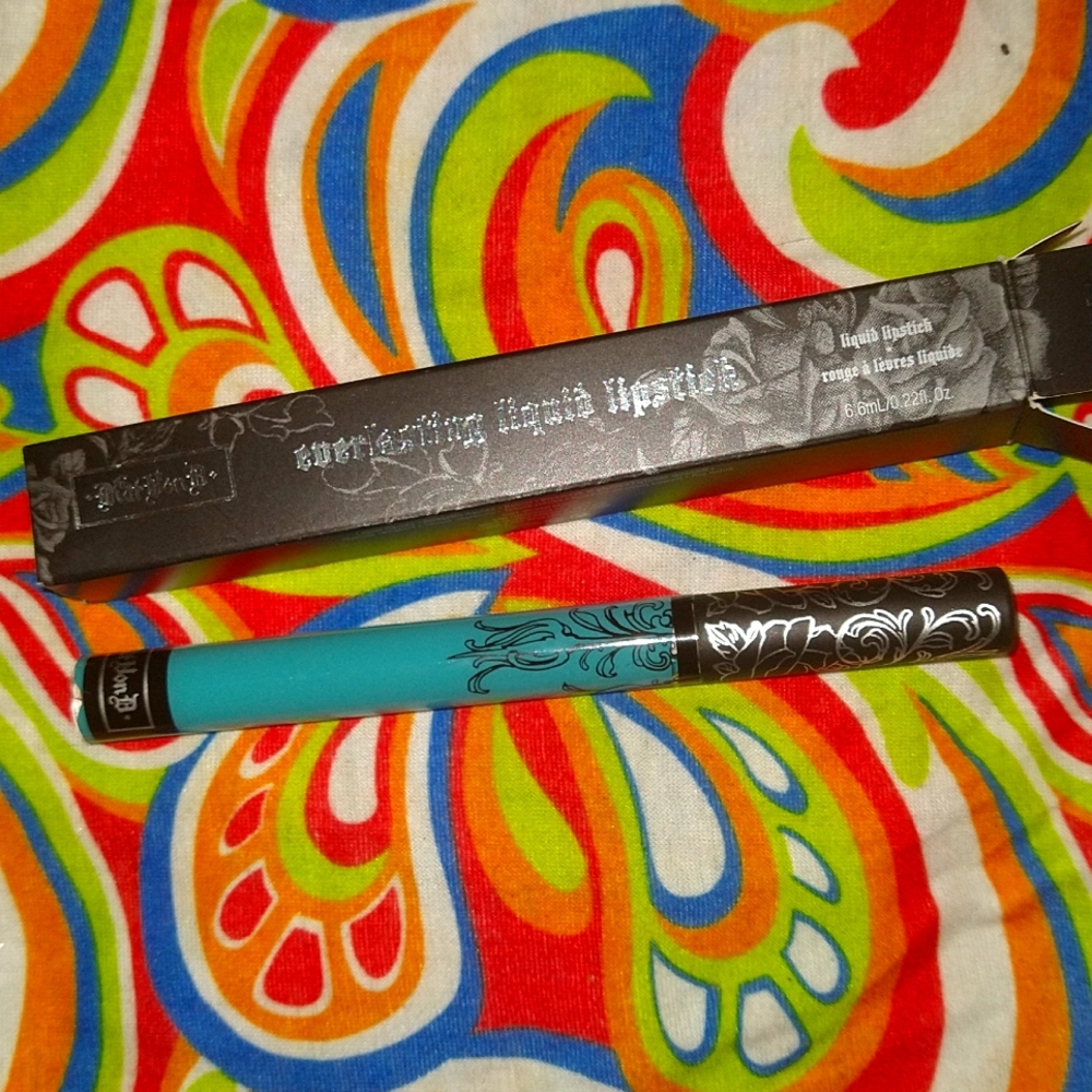 ⭐ KVD liquid lipstick "Dreamer"